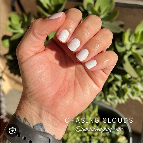 *Retired* Color Street: Chasing Clouds | Milky White Sparkle Glitter Party - Picture 6 of 16